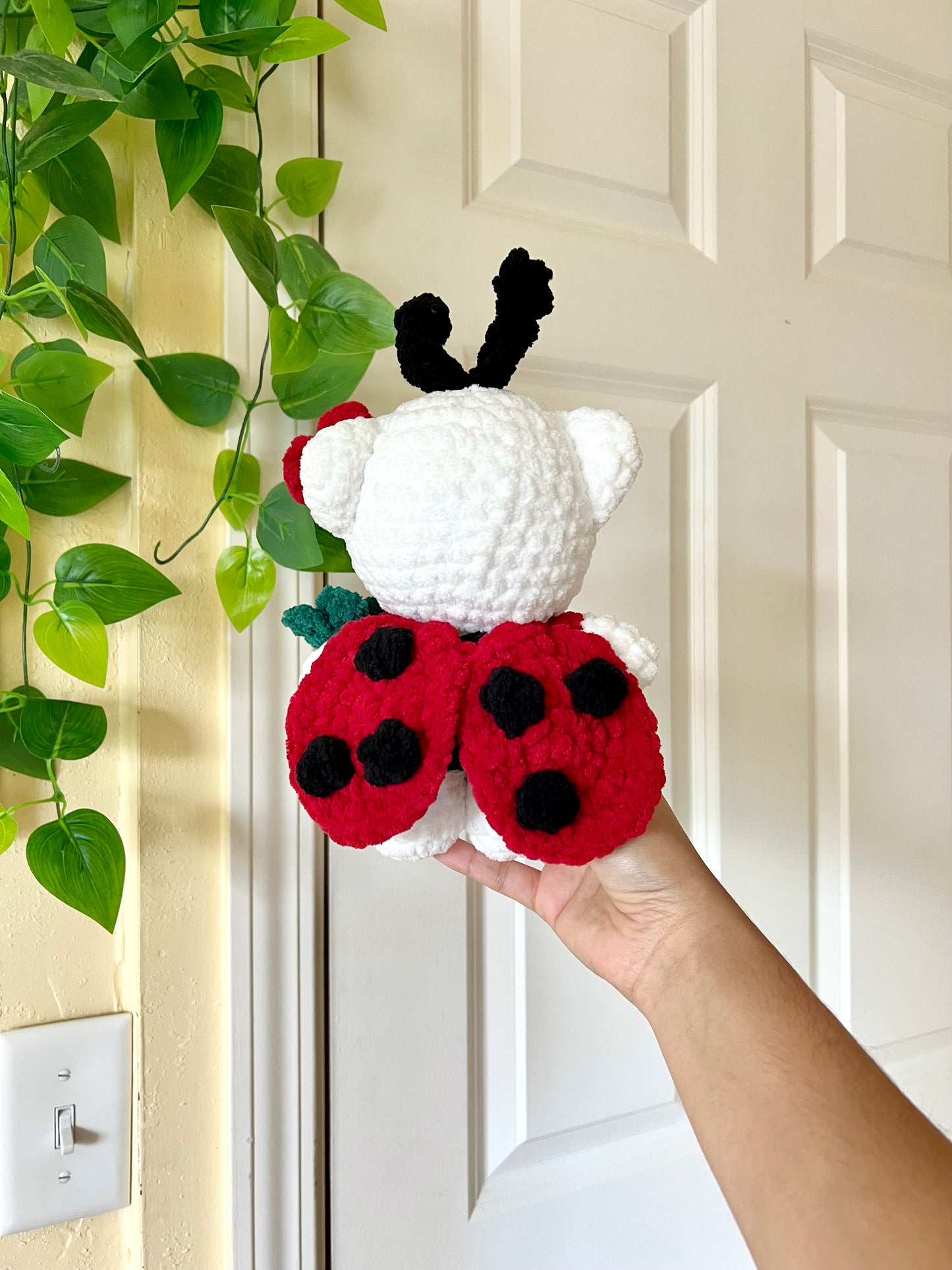 Hello Kitty as a Ladybug