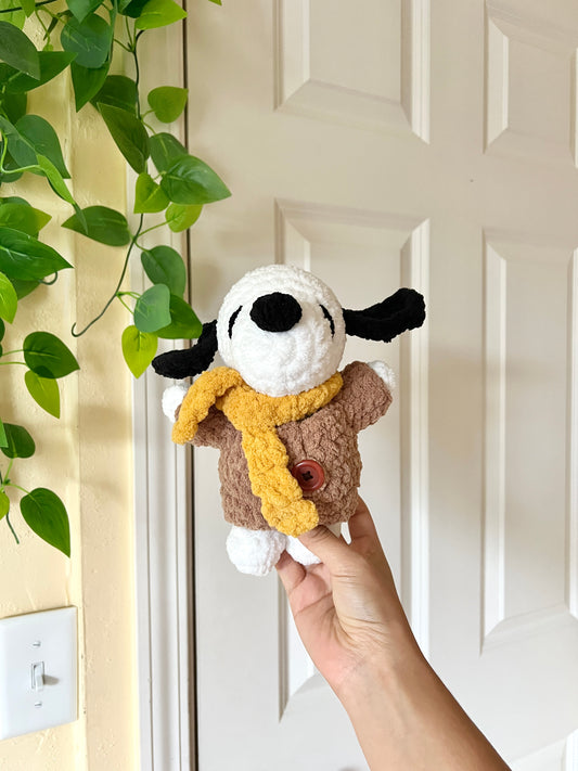 Snoopy in coat & scarf