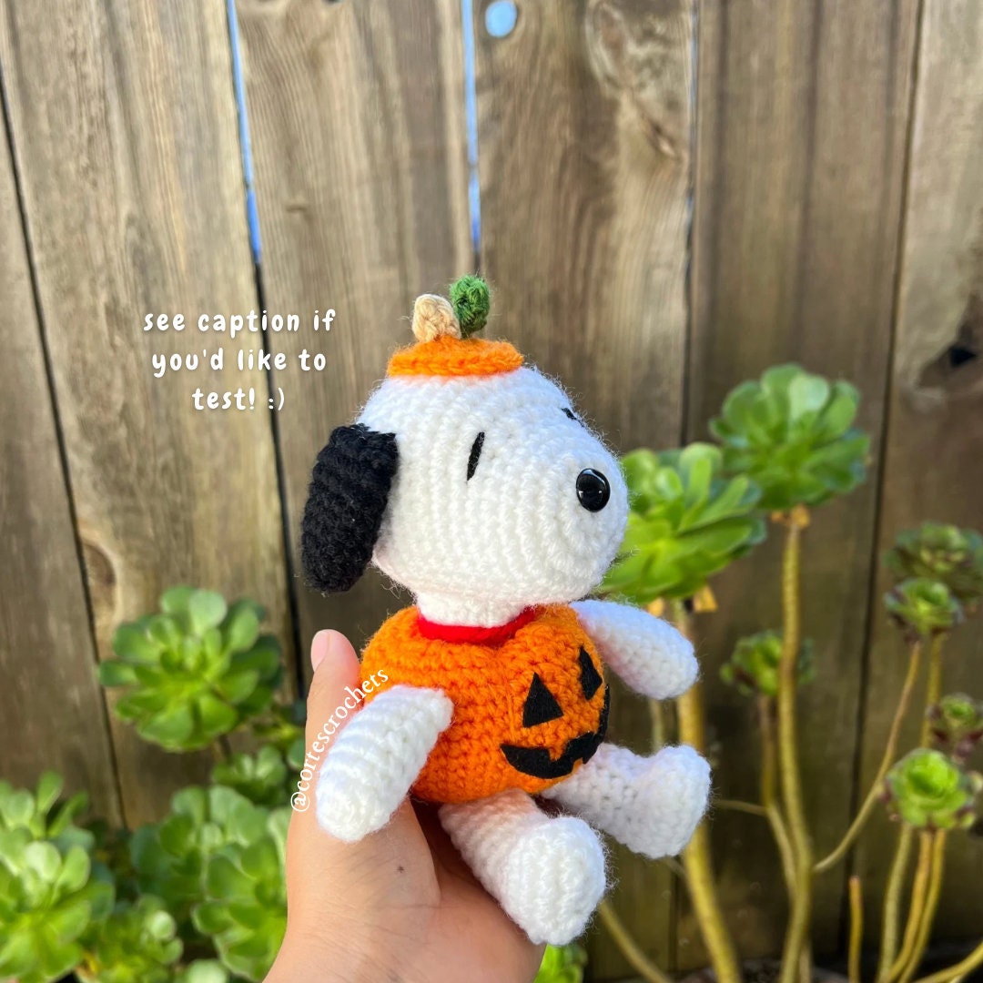Pumpkin Snoopy (PATTERN)